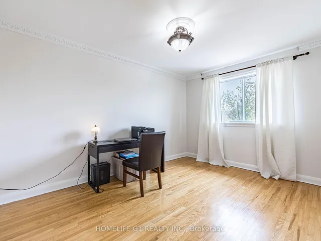 Additional image 28 of 43 Fernando Rd