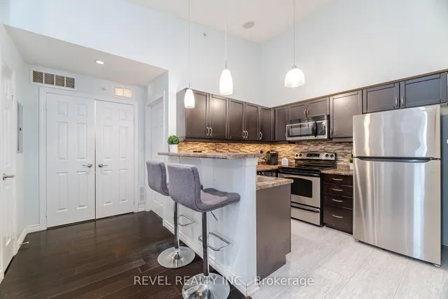 Additional image 8 of 1340 Main St Unit 406