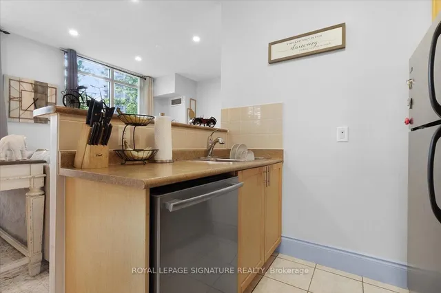 Additional image 16 of 700 Humberwood Blvd Unit 119A