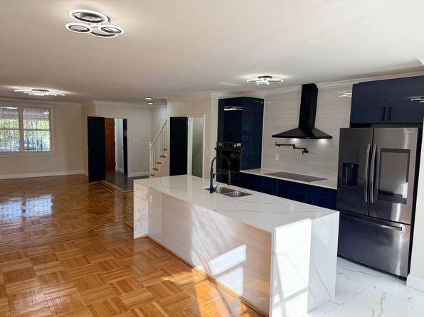 3106 Eastchester Rd #2F, Bronx, NY 10469