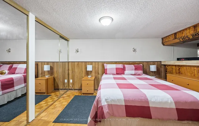 Additional image 42 of 33 Merton Rd