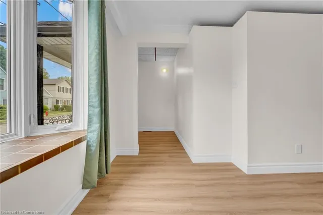 Additional image 8 of 139 Royal Ave