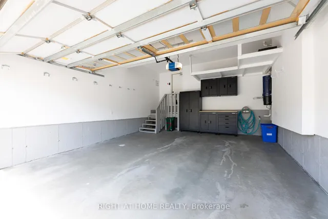 Additional image 49 of 1235 Mcphedran Pt