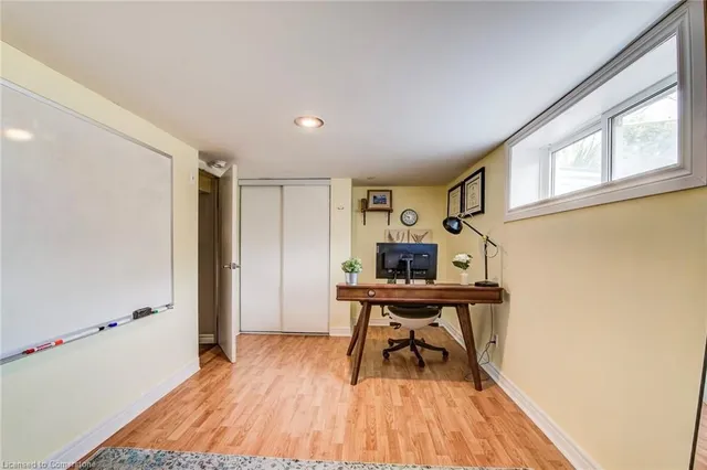 Additional image 32 of 462 Stirling Ave