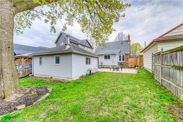 Additional image 38 of 35 Pattandon Ave