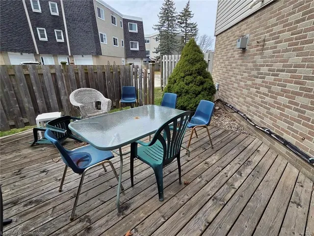Additional image 18 of 60 Elmsdale Dr Unit 9