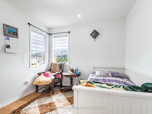 Additional image 27 of 2 Flurry Circ