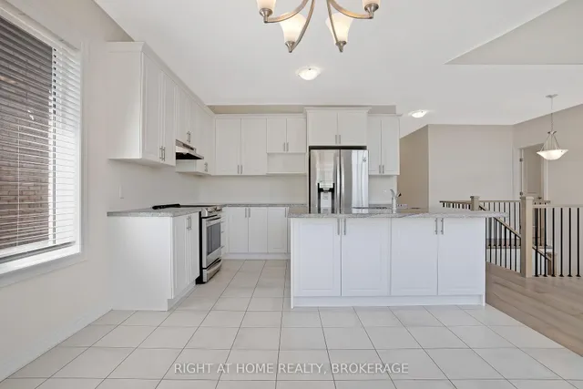 Additional image 17 of 19 Robarts Dr