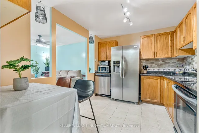 Additional image 2 of 1050 Falgarwood Dr Unit 121