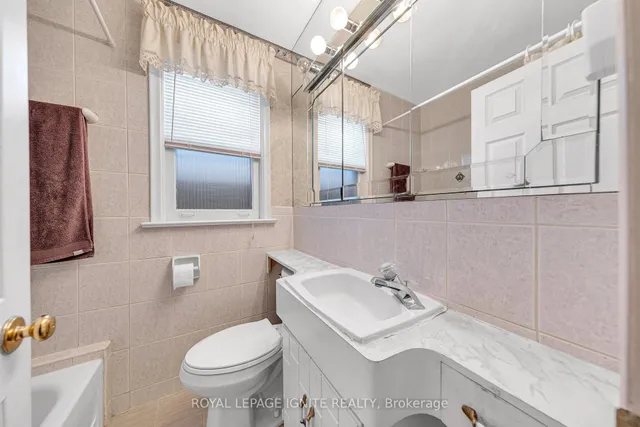 Additional image 25 of 24 Beran Dr