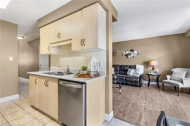 Additional image 11 of 104 Frances Avenue Unit 40 Unit 40