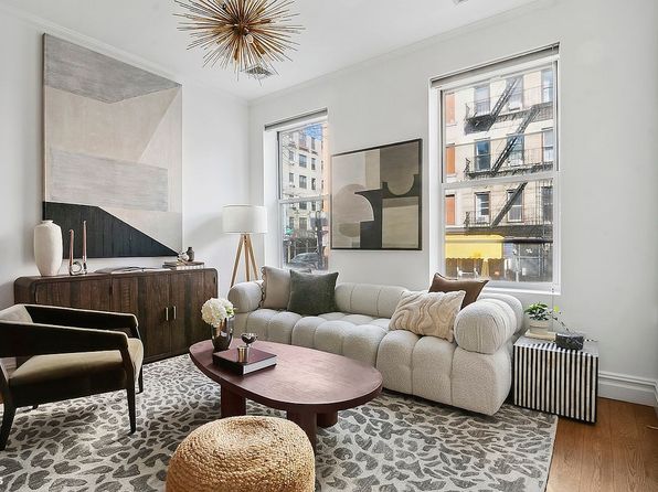 170 S 4th St, Brooklyn, NY 11211