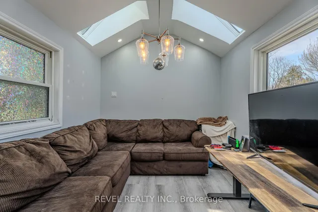 Additional image 9 of 46 East 7th St