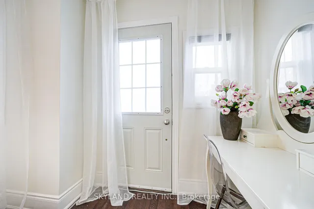 Additional image 29 of 77 Shanly St