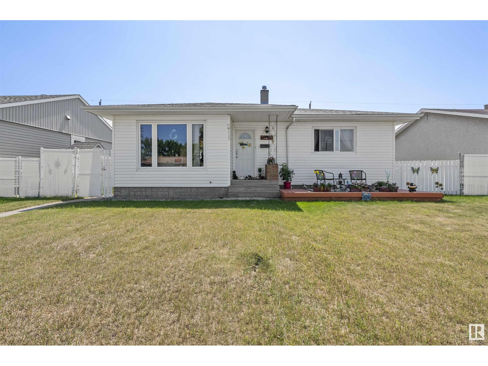 5711 102A AV NW|Edmonton, Alberta T6A0R5