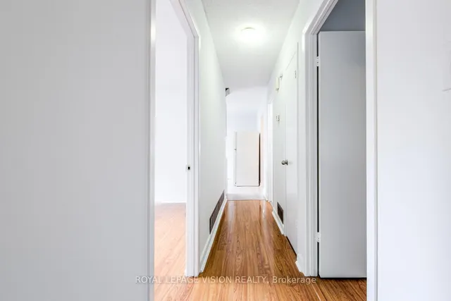 Additional image 23 of 127 Freshmeadow Dr