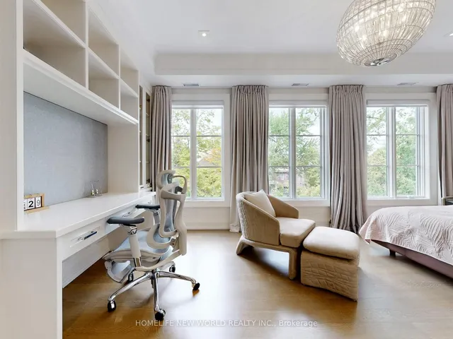 Additional image 26 of 154 Yonge Blvd