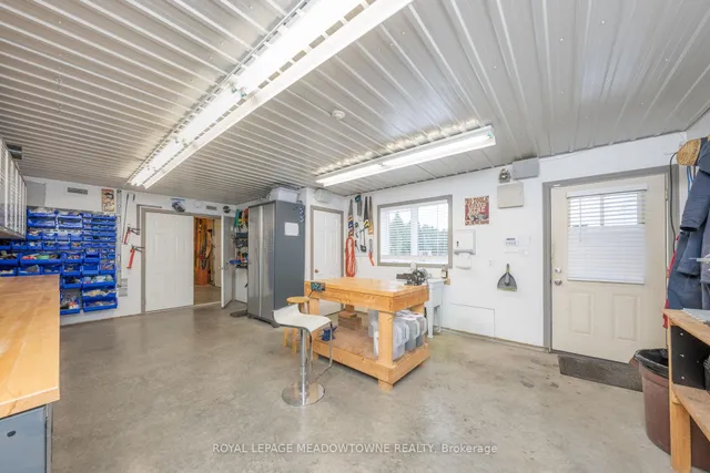 Additional image 35 of 13738 Sixth Line