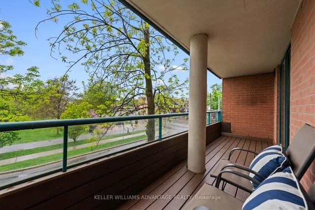 Additional image 22 of 1733 Queen St Unit 210