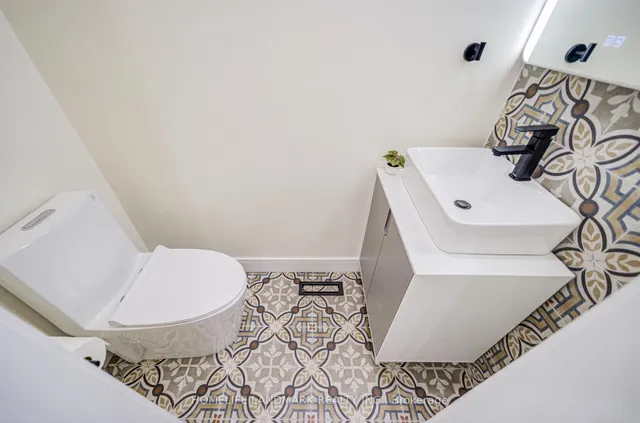 Additional image 17 of 219 Logan Ave