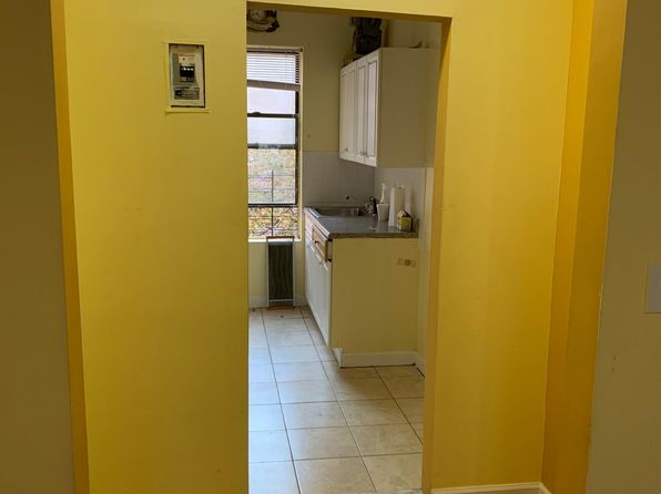 2761 Sedgwick Ave, Bronx, NY 10468