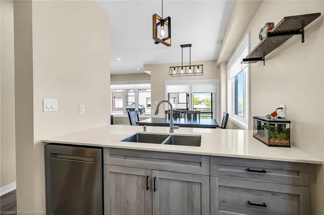 Additional image 9 of 575 Woodward Ave Unit 48