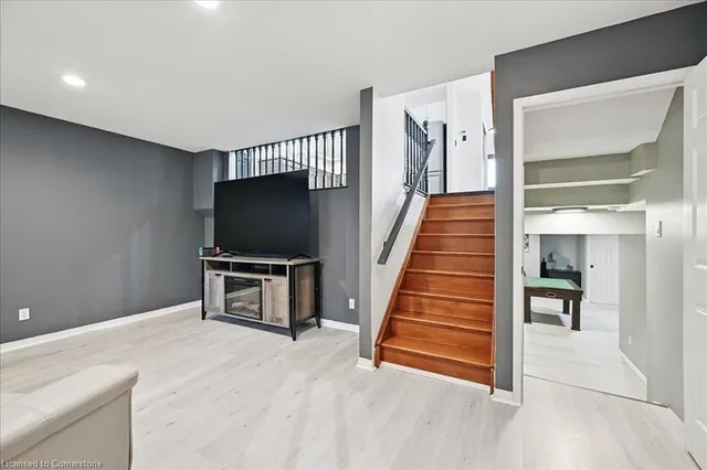 Additional image 26 of 69 Hillgarden Dr