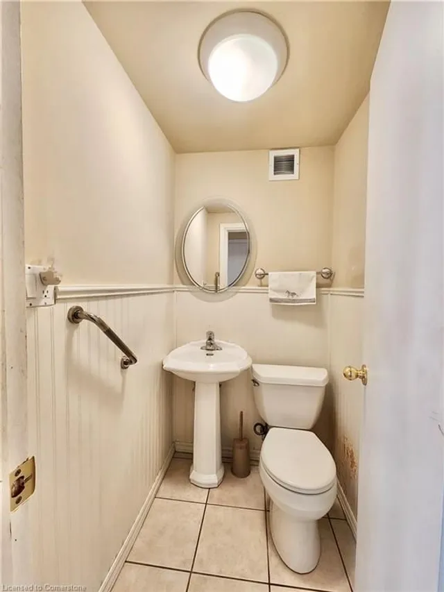 Additional image 23 of 38 Charlton Ave