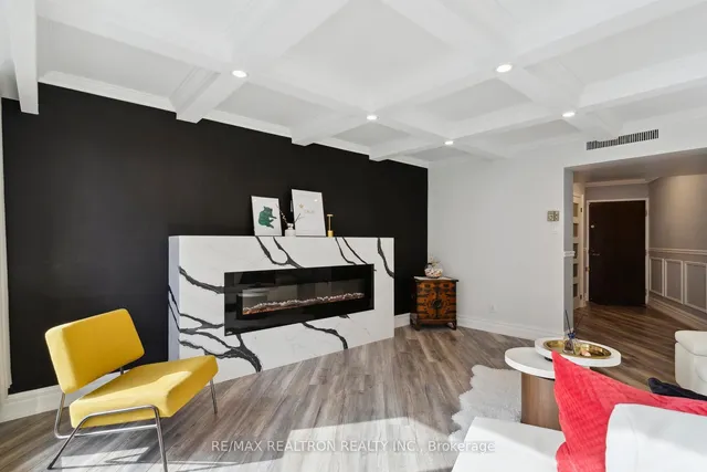 Additional image 6 of 65 Harbour Sq Unit 3206