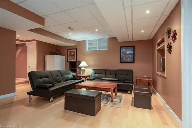 Additional image 41 of 71 Dubrick Cres