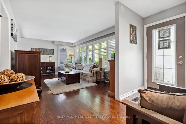 Additional image 2 of 1330 Langdale Cres