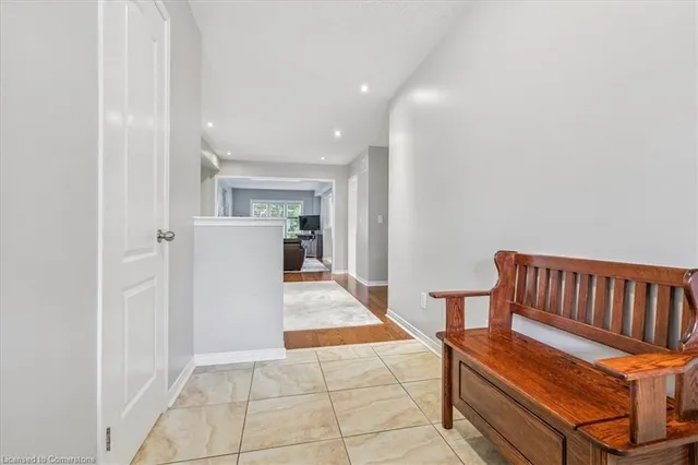 Additional image 5 of 4810 Capri Cres