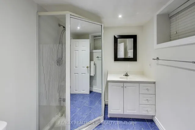 Additional image 9 of 11 Donegall Dr