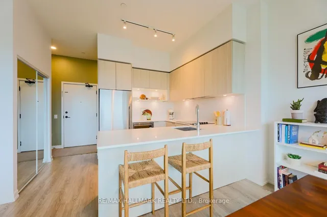 Additional image 18 of 20 Tubman Ave Unit 402