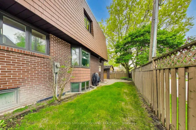 Additional image 4 of 368 Douglas Ave