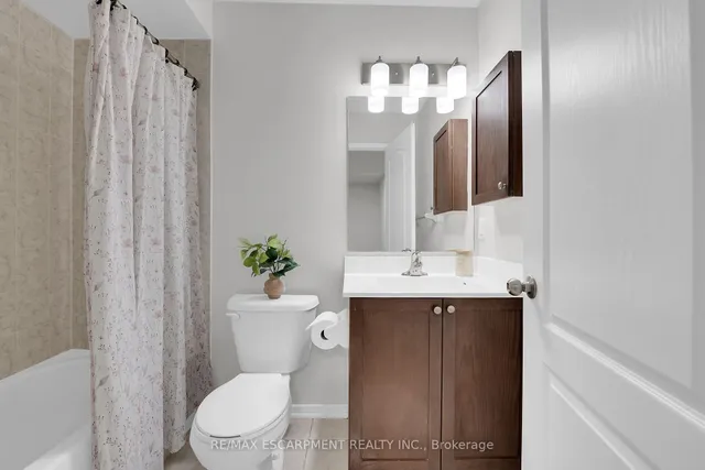 Additional image 24 of 35 Hays Blvd Unit 11