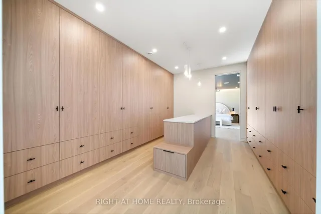 Additional image 33 of 16 Joanne Crt