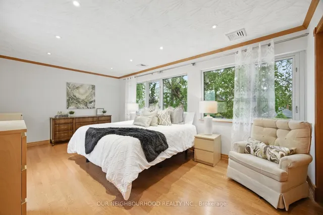 Additional image 28 of 6 Enfield Ave