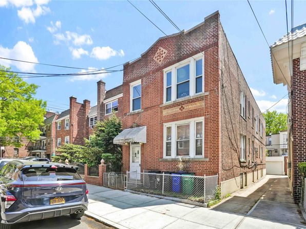 23-25 28 Street, Astoria, NY 11105