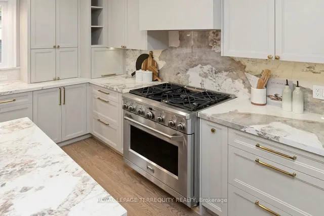 Additional image 21 of 971 Royal York Rd