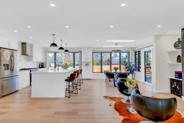 Additional image 9 of 16 Lynndale Dr