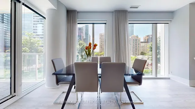 Additional image 14 of 1 Gloucester St Unit 715