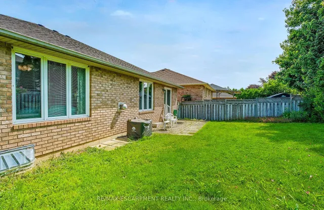 Additional image 36 of 47 Longyear Dr