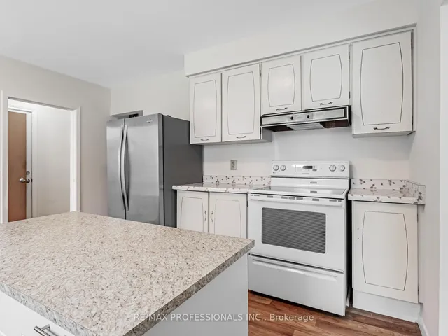 Additional image 10 of 275 Jeffcoat Dr