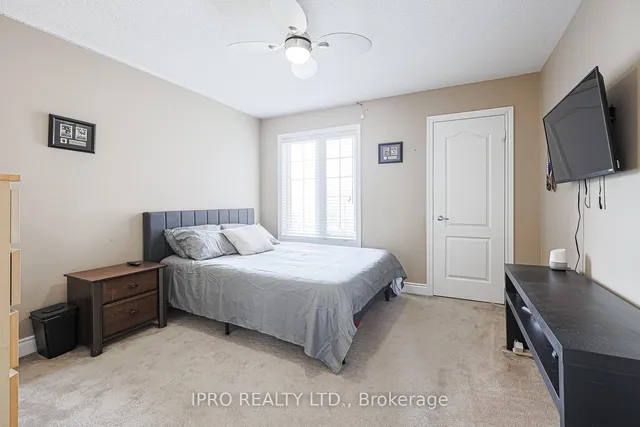 Additional image 16 of 26 Saint Hubert Dr