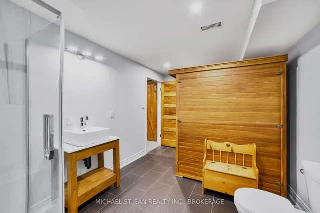 Additional image 35 of 23 Tranquility Ave