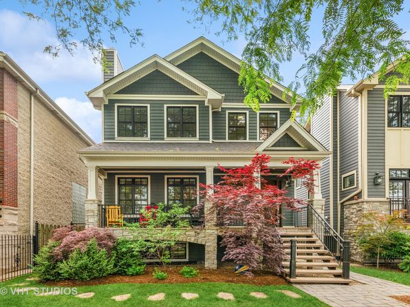 3526 N Hamilton Ave, Chicago, IL 60618