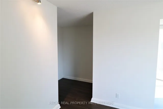 Additional image 8 of 155 Yorkville Ave Unit 1914