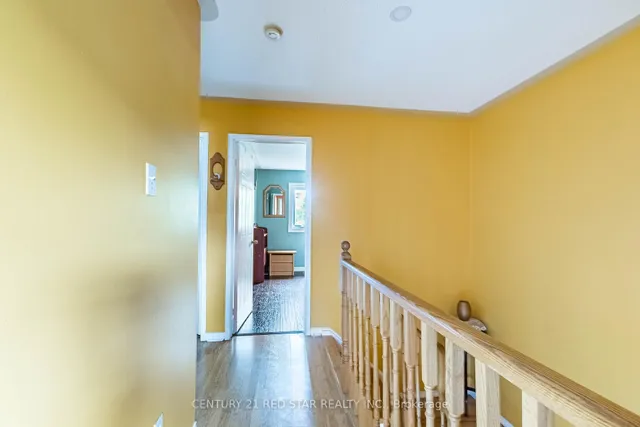 Additional image 29 of 13 Wickstead Crt