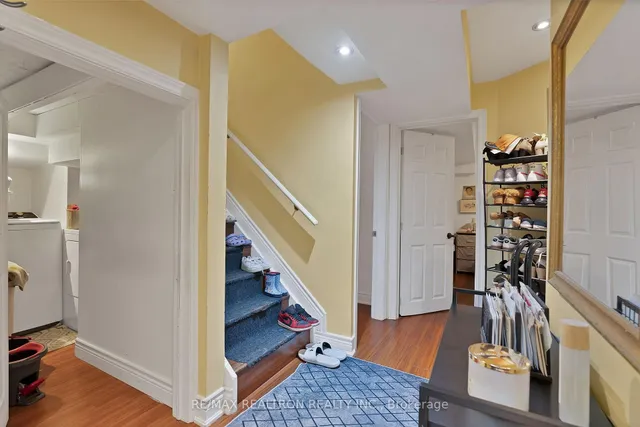 Additional image 24 of 18 Chestermere Cres